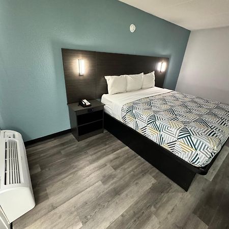 Studio 6 Suites East Syracuse Airport Esterno foto