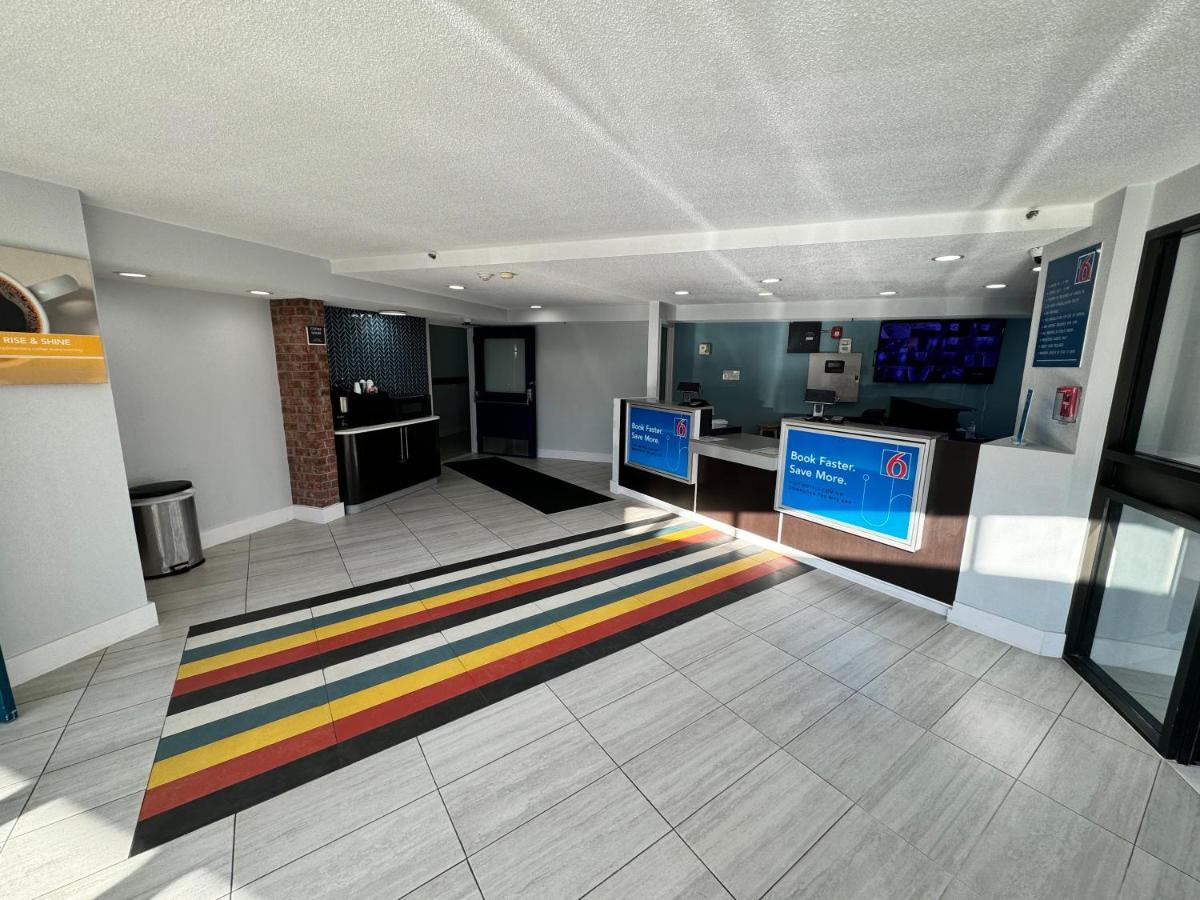Studio 6 Suites East Syracuse Airport Esterno foto