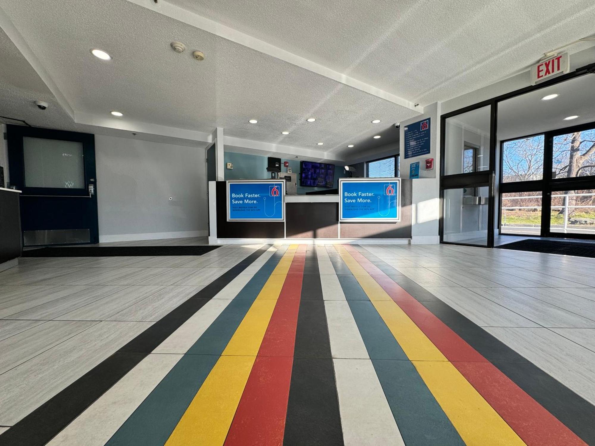Studio 6 Suites East Syracuse Airport Esterno foto